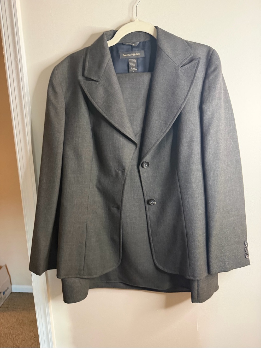 banana Republic Women’s Suit Set • Made in Italy • 100% Wool • Blazer 12 Skirt10 - Picture 1 of 7